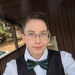 Meet your Posher, Nickolas